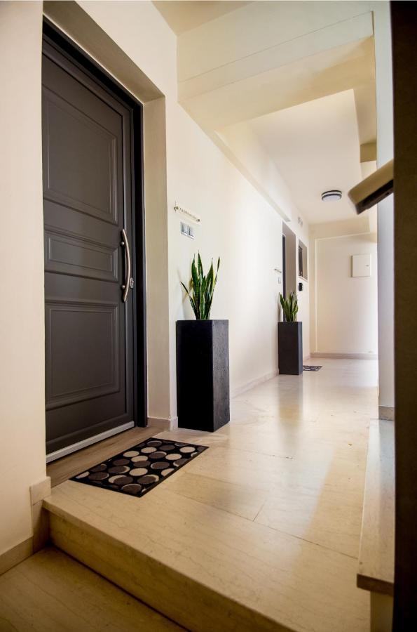 A & B Minimal Suite Ιι With Sea View In Argostoli Extérieur photo