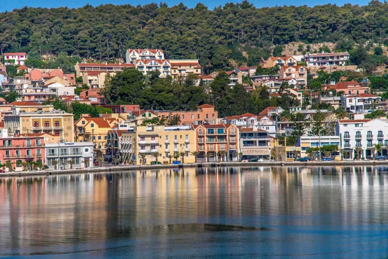 A & B Minimal Suite Ιι With Sea View In Argostoli Extérieur photo